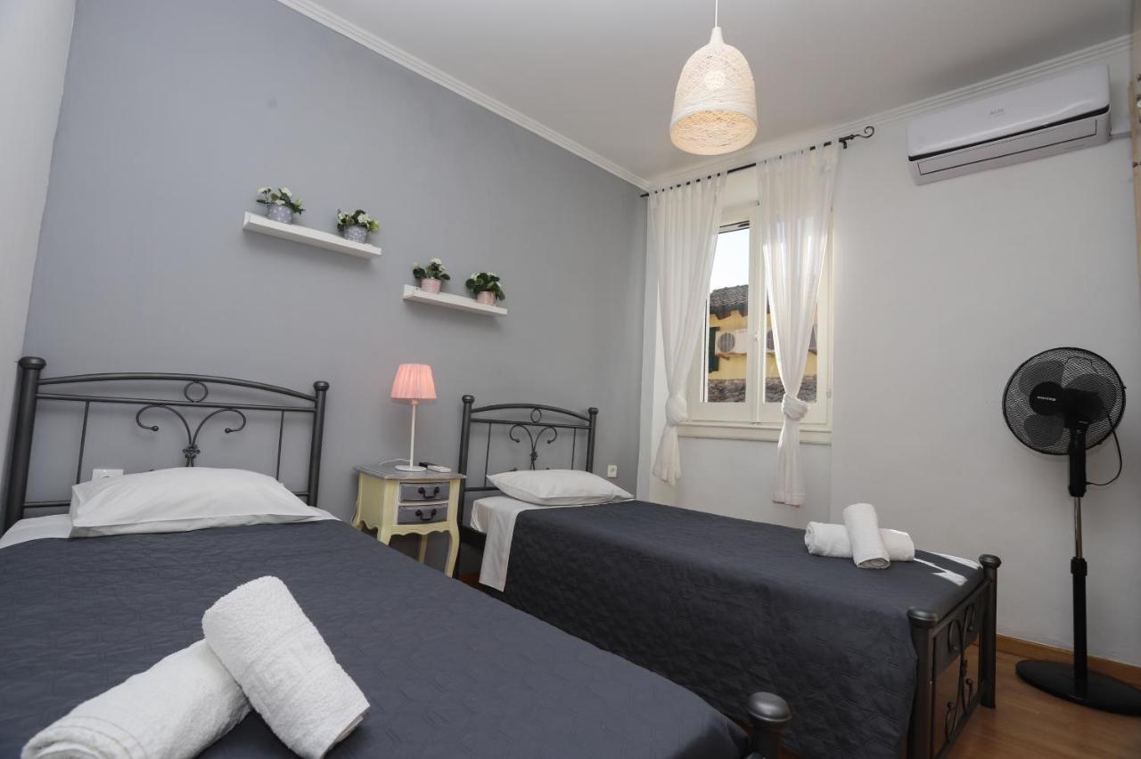 Isminis Apartment, Old Town Corfu * Corfu (city)